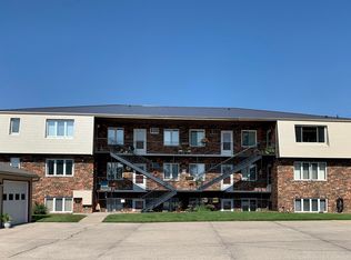 1937 N Kavaney Dr APT 8, Bismarck, ND 58501