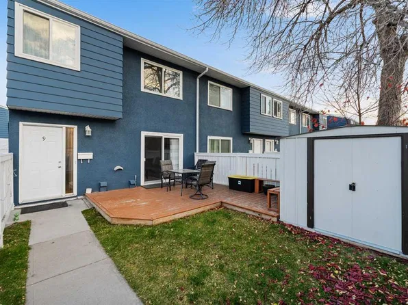 251 N 90th Ave SE #9, Calgary, AB T2J 0A4