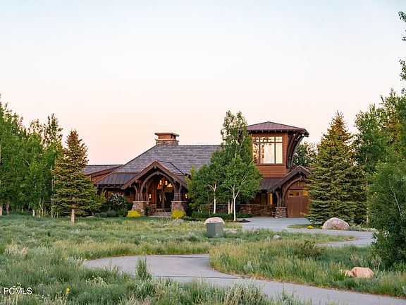 3rd image of 8376 E Aspen Ridge Rd