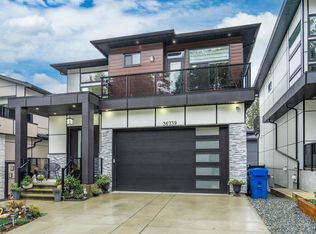 36739 Dianne Brook Ave, Abbotsford, BC V3G0H4