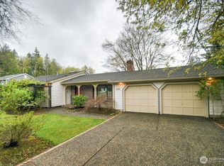 2201 Nut Tree Loop SE, Olympia, WA