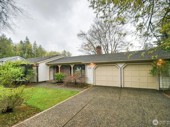2201 Nut Tree Loop SE, Olympia, WA 98501