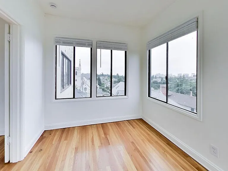 3719 Emerson St #9 — Photo 12