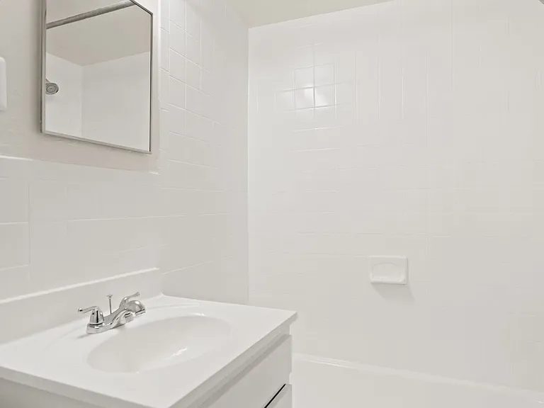 2512 Queens Chapel Rd #203 — Photo 31