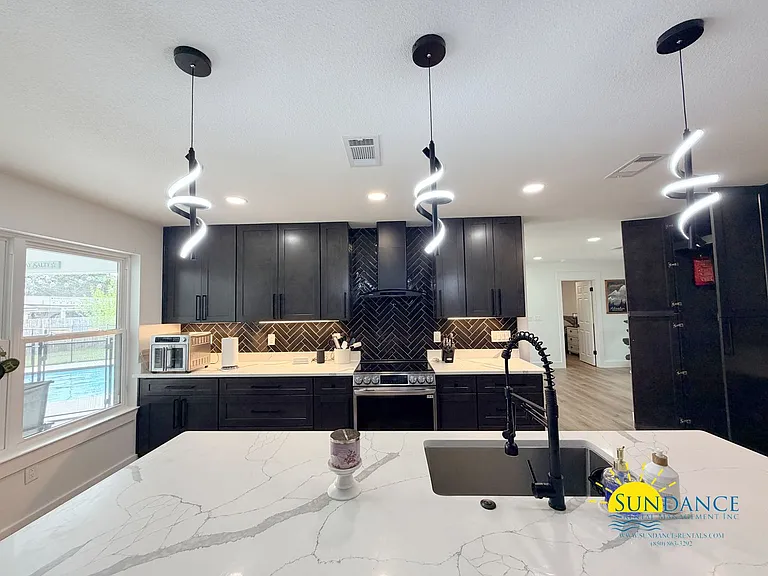 618 Country Club Ave — Photo 5