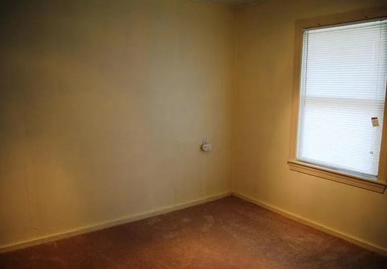 3708 S Perry St — Photo 7