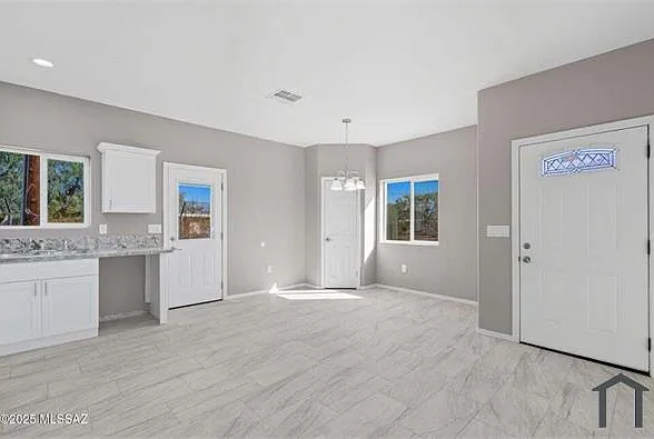 3 bed, $1,790 — Photo 3
