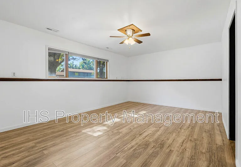603 N Conway Pl — Photo 16