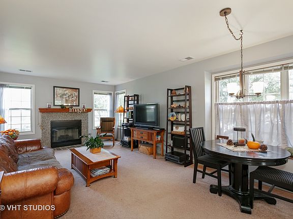 2nd image of 261 Sheffield Dr #19187