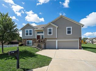 12722 Lowell Ave, Grandview, MO 64030