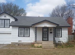 205 W Ercoupe Dr, Midwest City, OK 73110