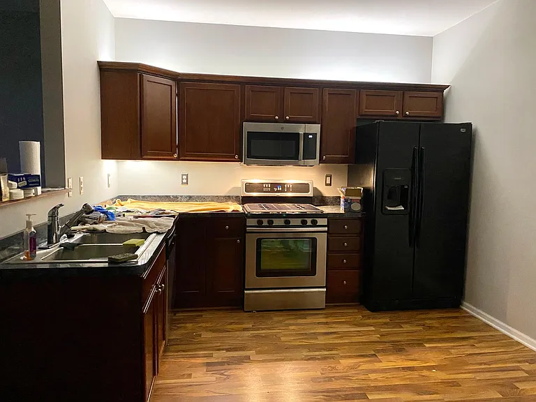 125 E Robinson Ave — Photo 3