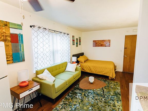 2nd image of 501 W Hillsdale St #11372156