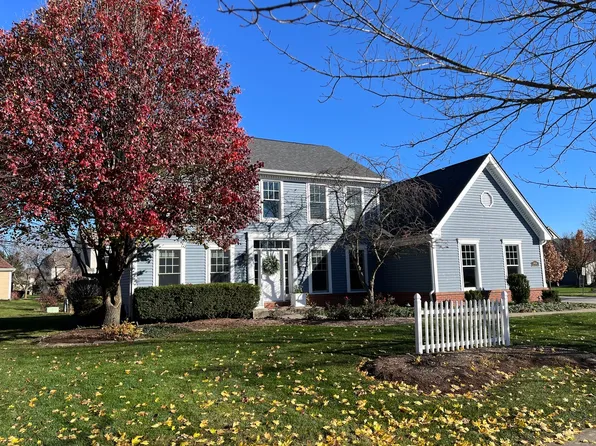 26W168 Prestwick Ln, Winfield, IL 60190