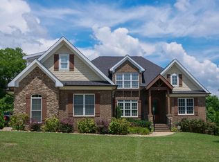 618 Stone Villa Ln, Knoxville, TN 37934