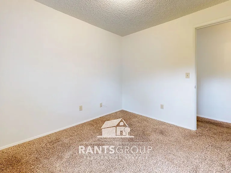 903 Tartan Dr SW — Photo 16