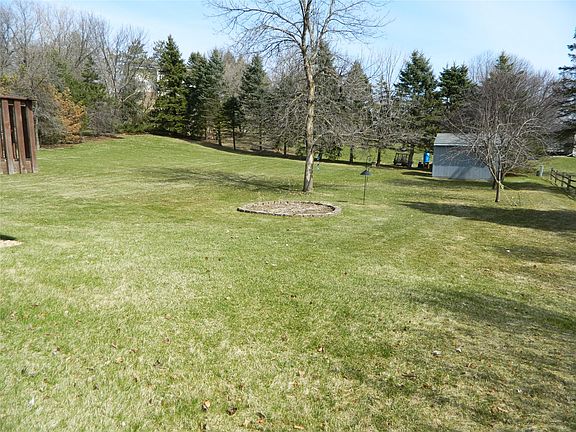 5th image of 2602 Ricky Lane NE