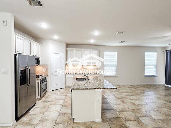 4th image of 1522 Heartwood Dr