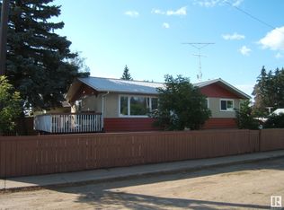 5102 52nd St, Willingdon, AB T0B4R0