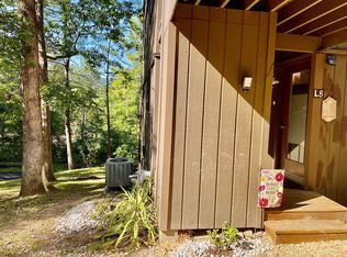 329 The Hill Rd #5-A, Basye, VA 22810