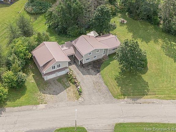 2nd image of 51 Hillcrest Dr