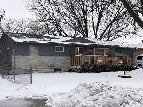 3rd image of 3405 Willow St