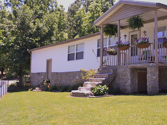 4th image of 22 Sportsmans Lodge Cir