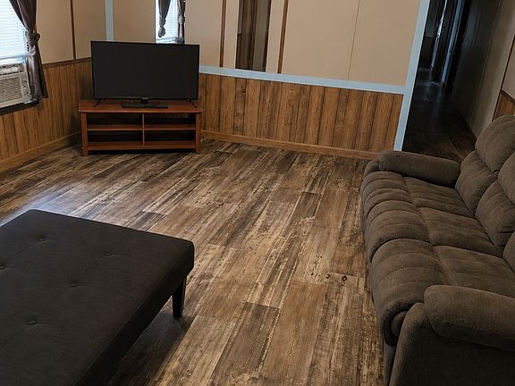 2nd image of 6178 Offerman Loop
