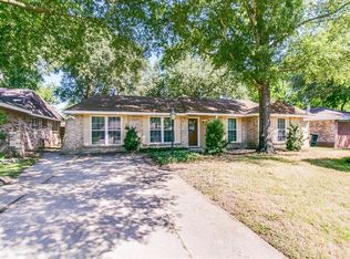 6426 Maple Hill Dr, Houston, TX 77088