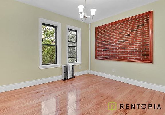 2nd image of 1035 Union St APT 4A