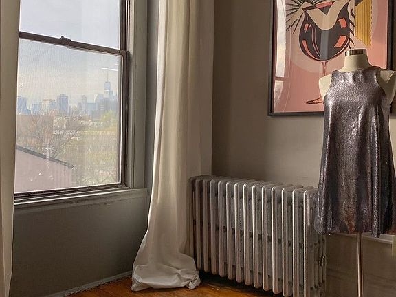 3rd image of 229 Smith St #4F