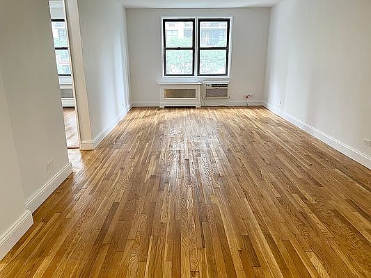 2nd image of 1360 York Ave APT 4F