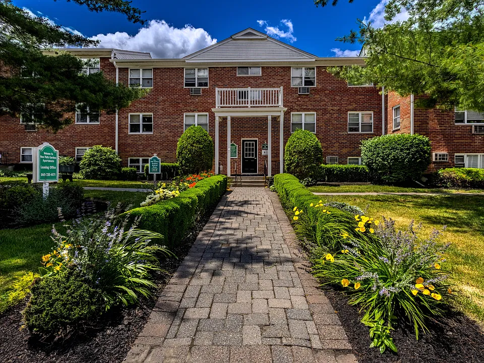 New Paltz Gardens Apartments