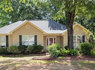 709 Groce St, Opelika, AL 36801