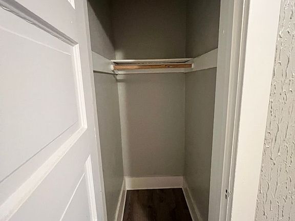 3rd image of 2164 NW Hoyt St APT 2