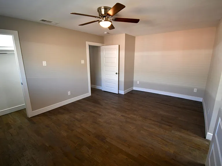 2705 Twin Post Ct — Photo 28