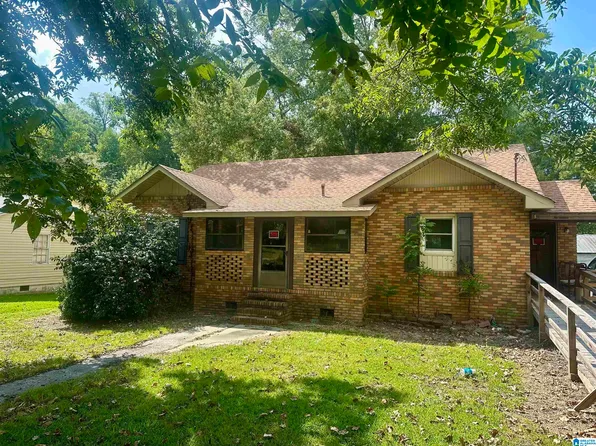 4322 Skyline Dr, Anniston, AL 36206
