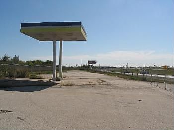 2nd image of 6531 N General Bruce Dr