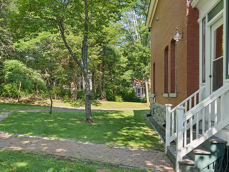 171 Diamond Ave — Photo 43