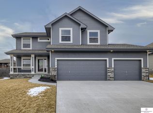 8914 N 169th St, Bennington, NE 68007