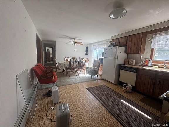 4th image of 1613 Forestburgh Road