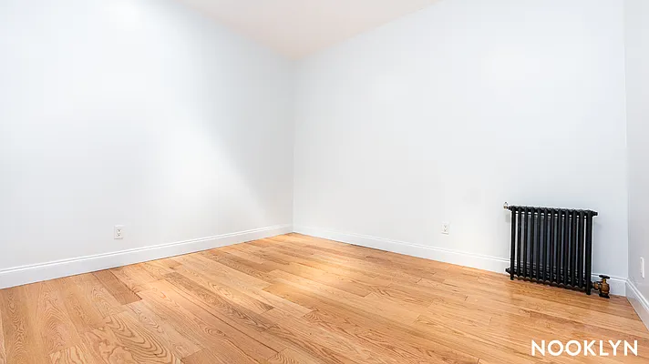 Rented by Nooklyn NYC LLC | media 7
