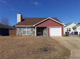6912 Candlewood Dr, Fayetteville, NC 28314