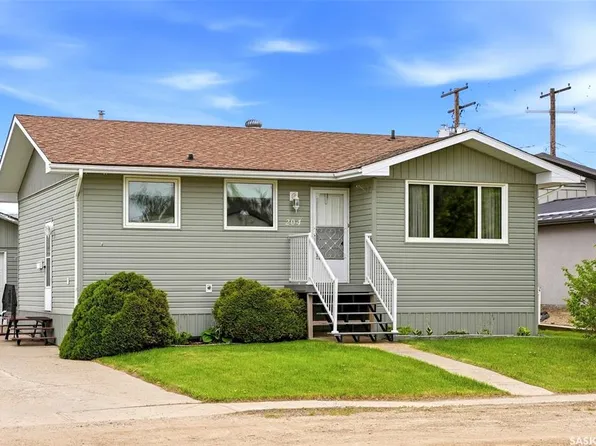 204 1st AVENUE, Vibank, SK S0G 4Y0