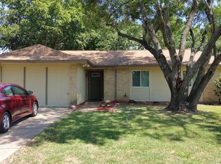 5729 Corral Ct, Haltom City, TX 76148