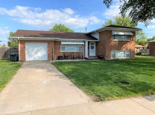 5517 Eisenhower Ave, Great Bend, KS 67530