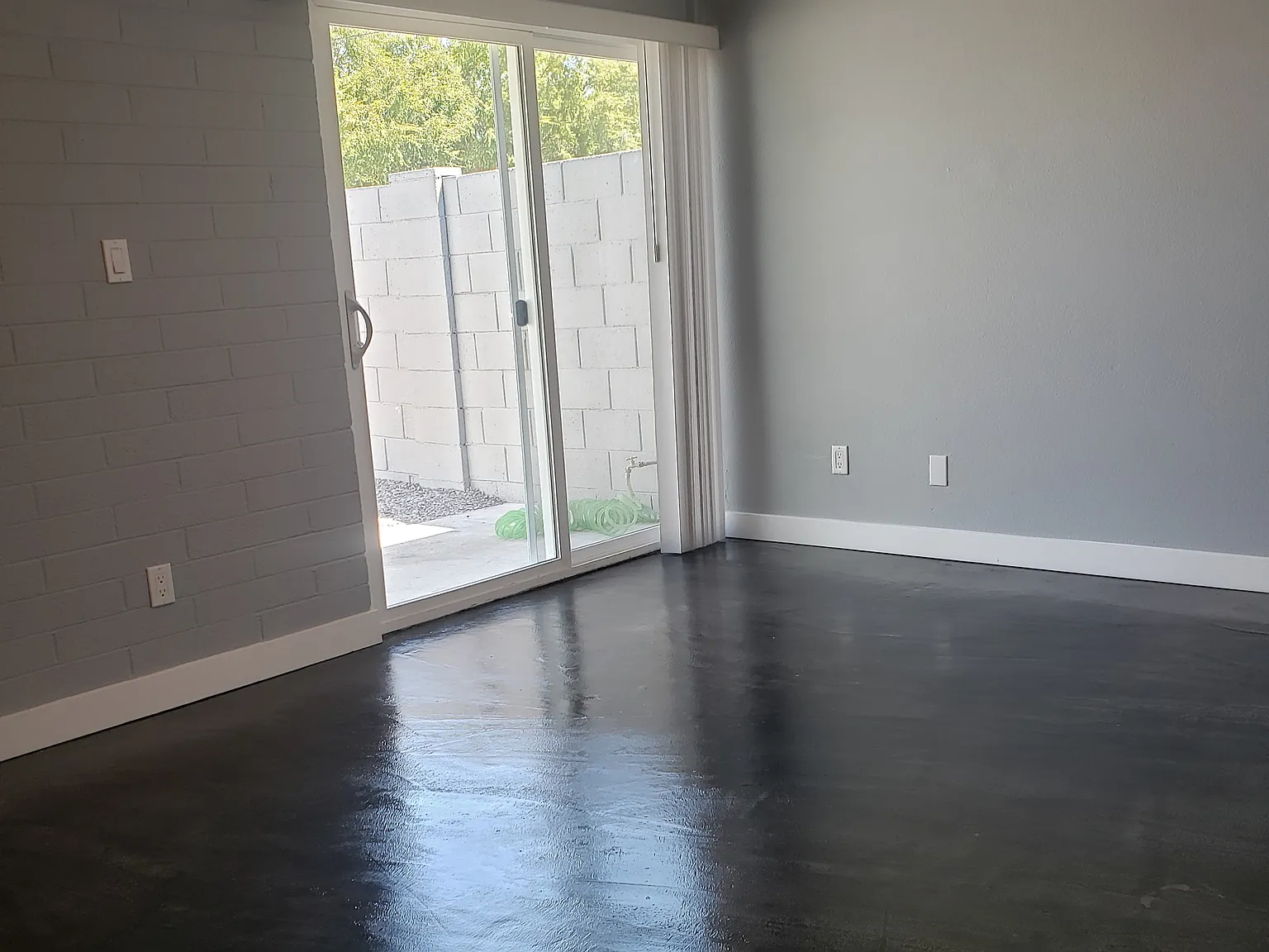 2 bed, 950 sqft, $1,495 — Photo 4