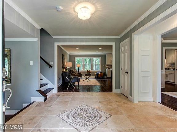 3rd image of 3309 Saddlestone Ct