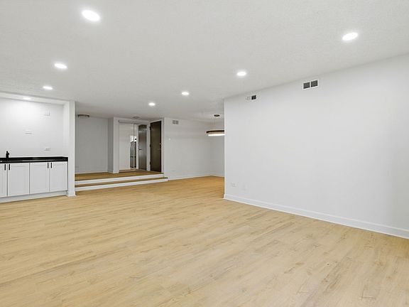 3rd image of 8216 Mulberry Ct #8A