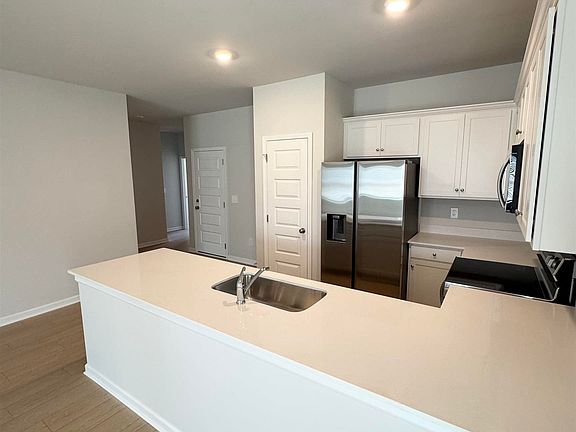 2nd image of 22733 Dashwood Ln